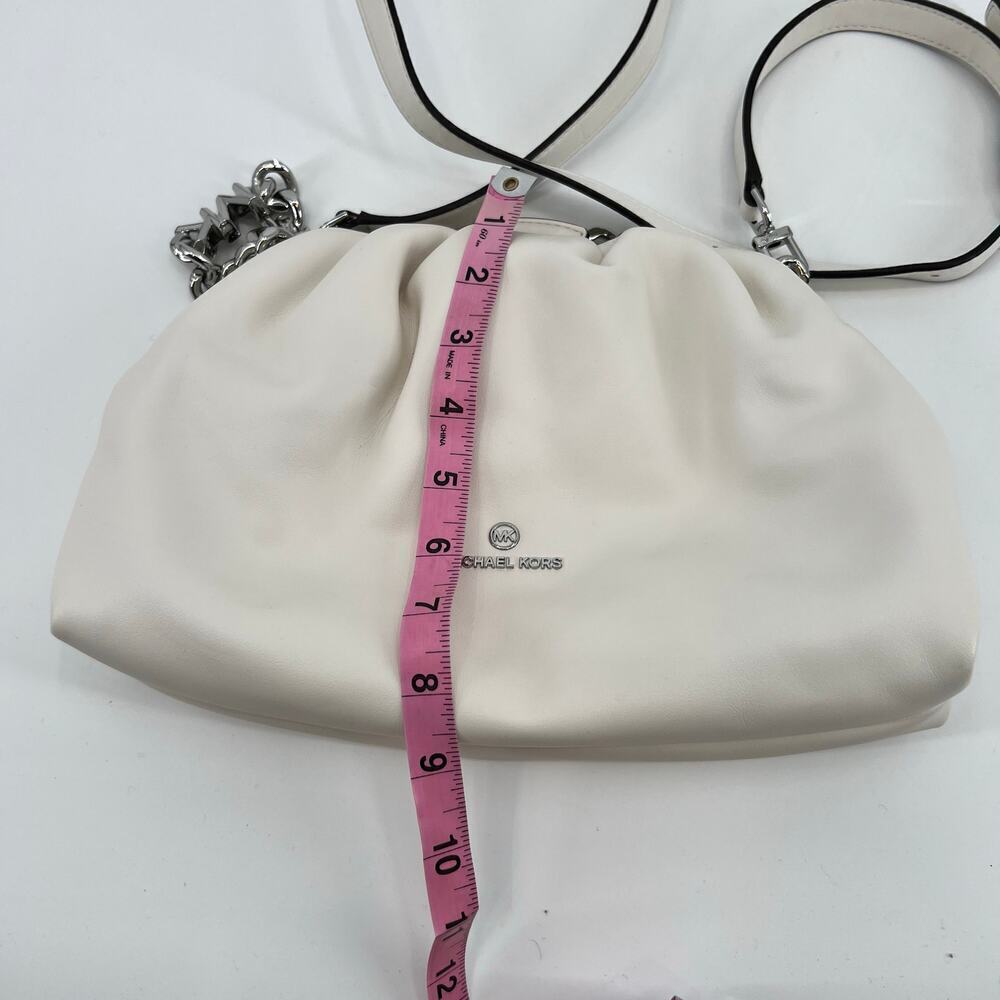 Michael Kors Nola Small Crossbody Bag white silver hardware clasp travel - Picture 8 of 9